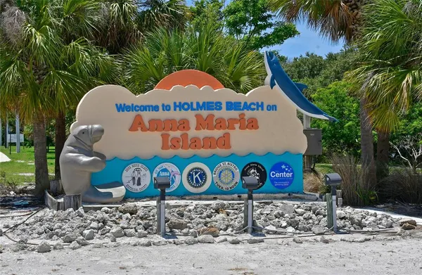$1,325,000 | 216 Gladiolus Street, Anna Maria, FL 34216