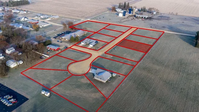 $28,268 | 402 3rd Street Northwest, Adams, MN 55909