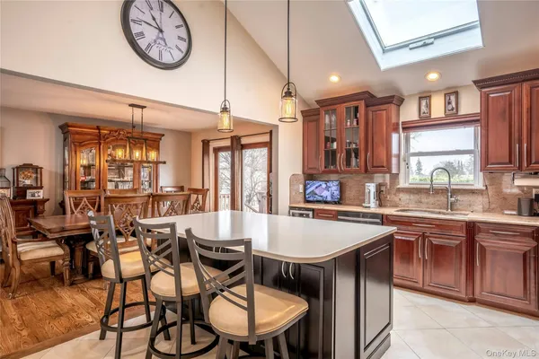 $1,200,000 | 69 Thomas Avenue, Bethpage, NY 11714