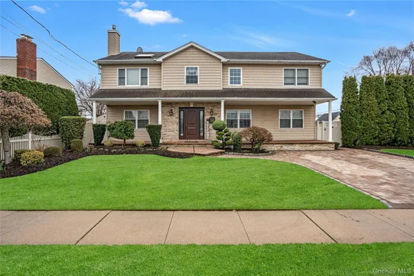 $1,200,000 | 69 Thomas Avenue, Bethpage, NY 11714