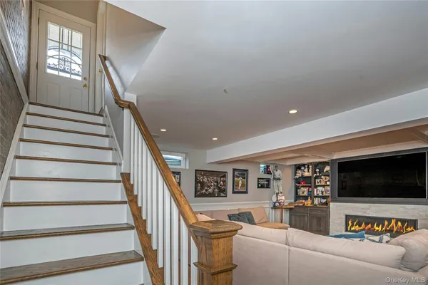 $1,200,000 | 69 Thomas Avenue, Bethpage, NY 11714