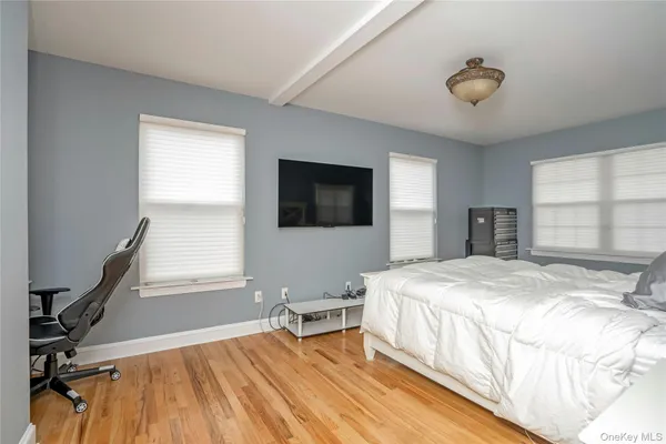 $1,200,000 | 69 Thomas Avenue, Bethpage, NY 11714