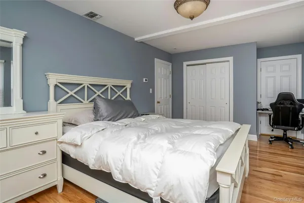 $1,200,000 | 69 Thomas Avenue, Bethpage, NY 11714