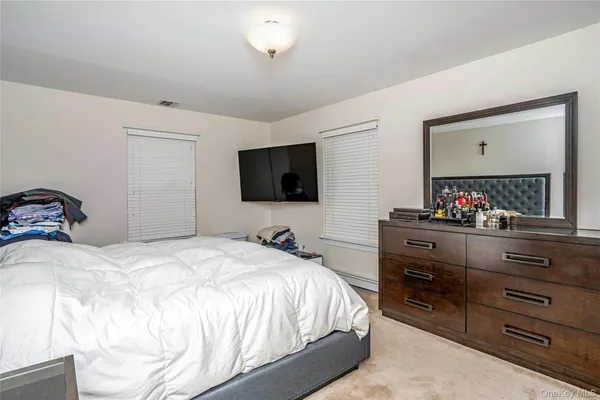 $1,200,000 | 69 Thomas Avenue, Bethpage, NY 11714