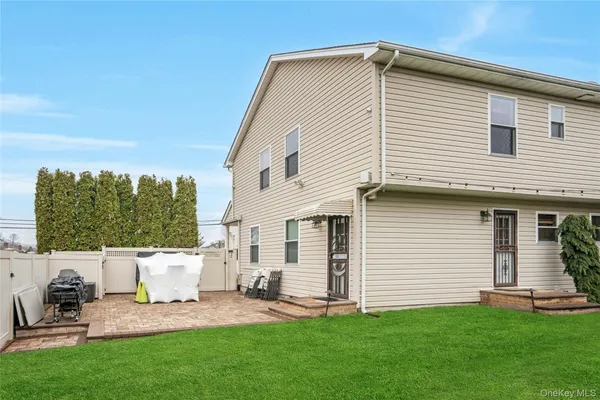 $1,200,000 | 69 Thomas Avenue, Bethpage, NY 11714