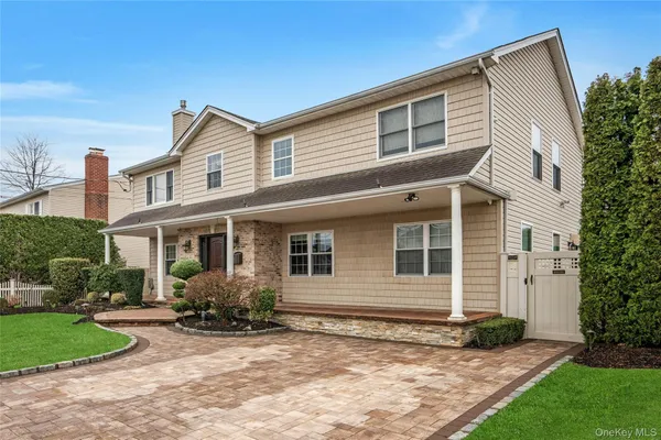 $1,200,000 | 69 Thomas Avenue, Bethpage, NY 11714