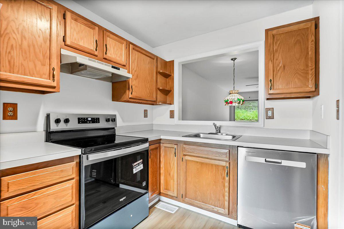 258 Miley Road, Unit 258 Aston, PA 19014 - Photo 3 of 19 Gallery Image 3