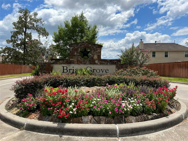 $1,700 | 1053 Shadow Glenn Drive, Conroe, TX 77301