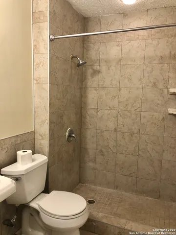 $1,400 | 10130 Pebblestone, San Antonio, TX 78250