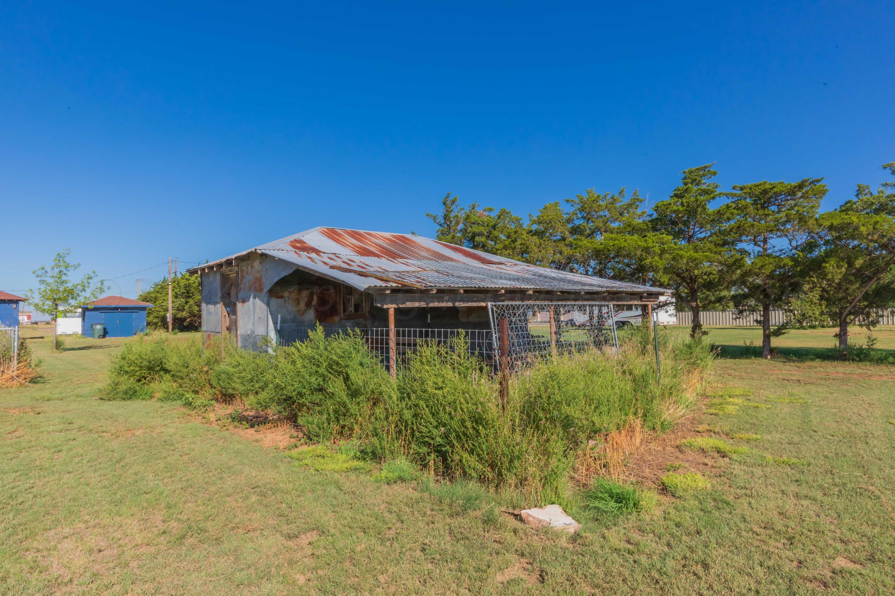 25501 Adkisson Road Umbarger, TX 79015 - Photo 33 of 34 BARN