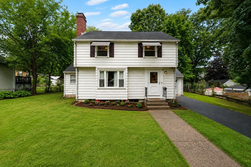212 Emerson Street Springfield, MA 01118 - Photo 1 of 38 Gallery Image 1