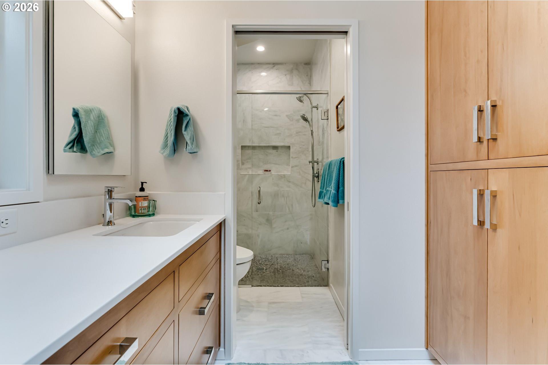 3815 Spring Boulevard Eugene, OR 97405 - Photo 34 of 48 Owner's Suite Bathroom