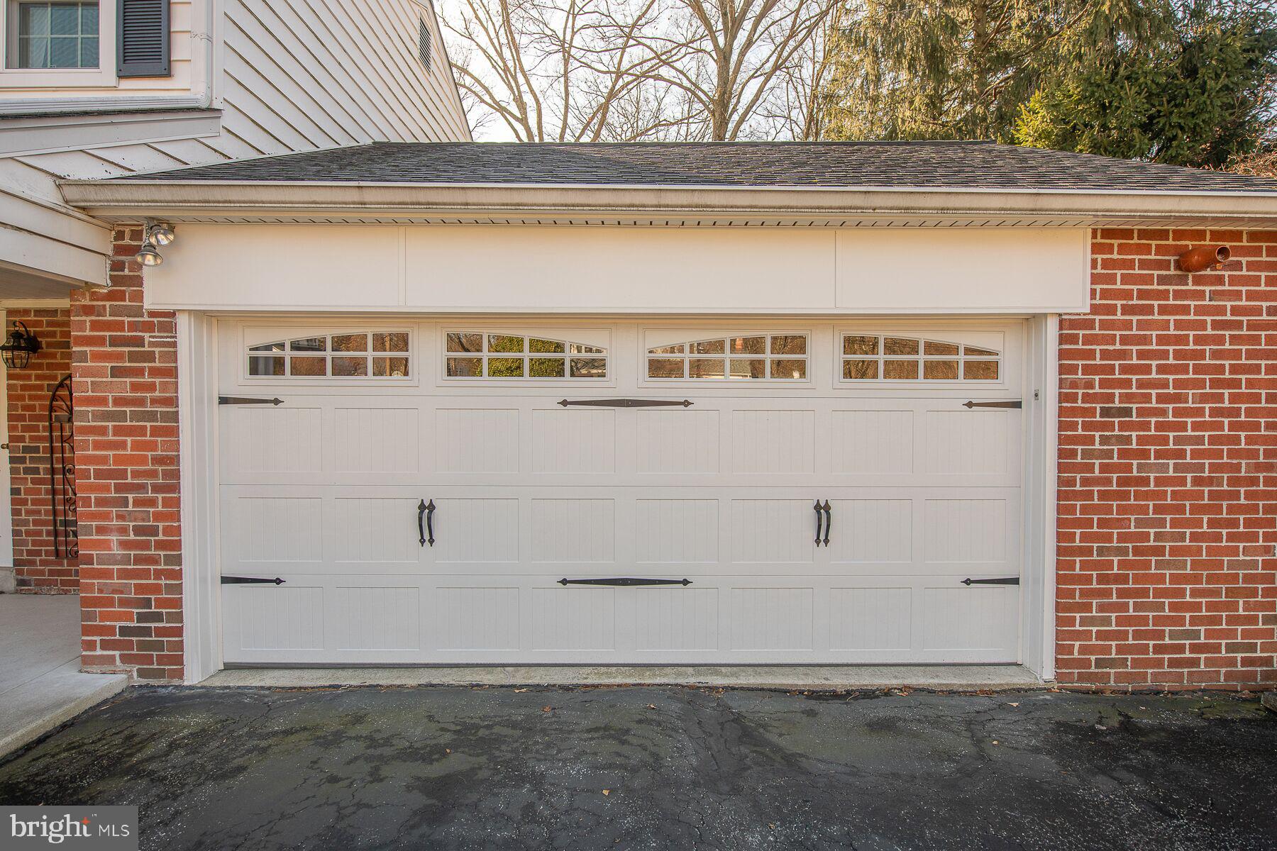 319 Dundee Place Devon, PA 19333 - Photo 35 of 39 Two car Garage