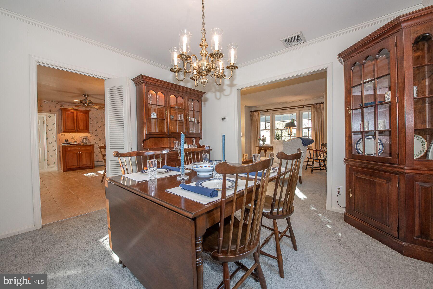 319 Dundee Place Devon, PA 19333 - Photo 10 of 39 Dining Room