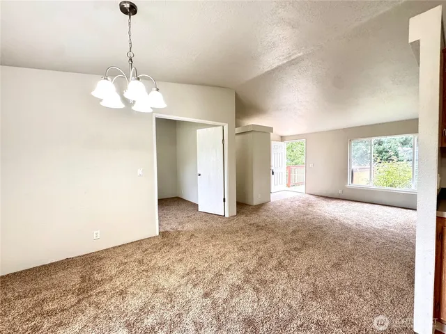 $299,999 | 21 West Freedom Lane, Shelton, WA 98584