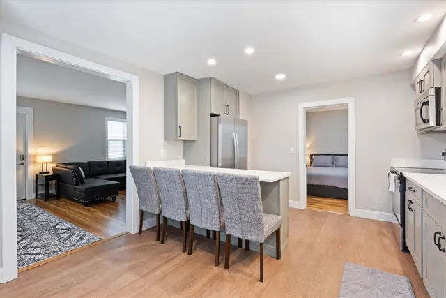 $4,995 | 4 Geneva Street, Manchester, NH 03102