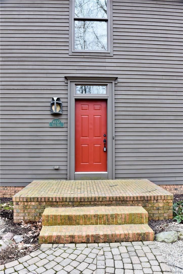 9337 Tower Road South Lyon, MI 48178 - Photo 9 of 73 Tower-108.jpg
