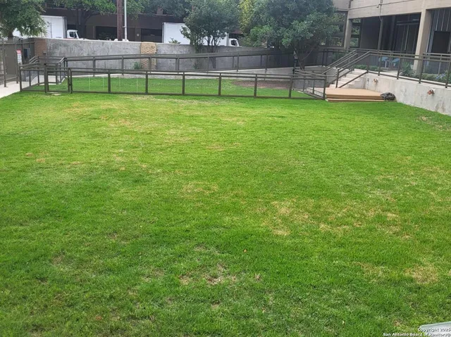 $1,800 | 831 South Flores Street, Unit 3104, San Antonio, TX 78204