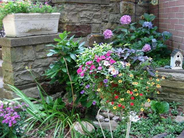 300 Quaker Hill Road Warren, PA 16365 - Photo 2 of 27 Gallery Image 2