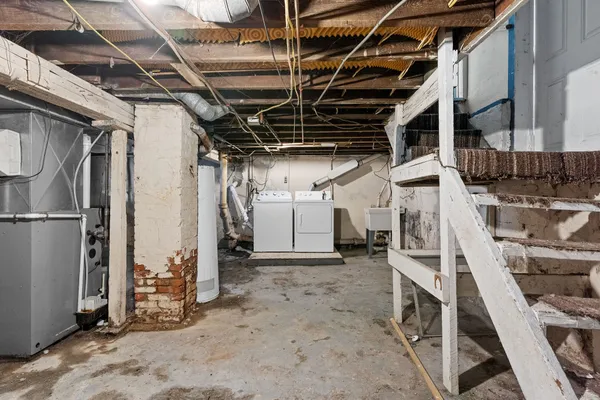 $125,000 | 40 Jackson Avenue, Endicott, NY 13760