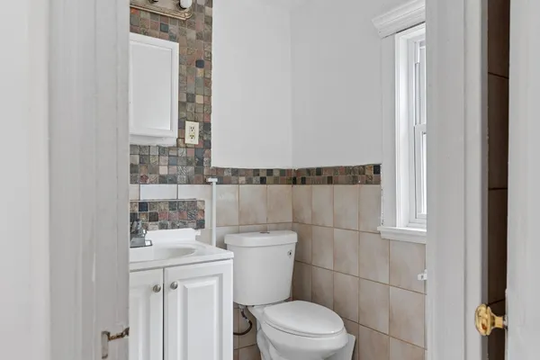 $125,000 | 40 Jackson Avenue, Endicott, NY 13760