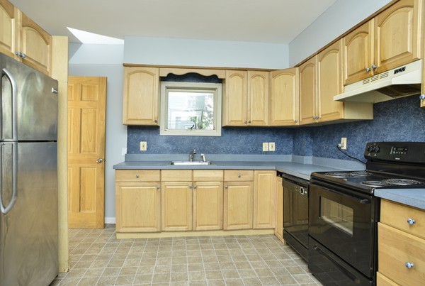 65 Loring Street Boston, MA 02136 - Photo 6 of 9 Gallery Image 6