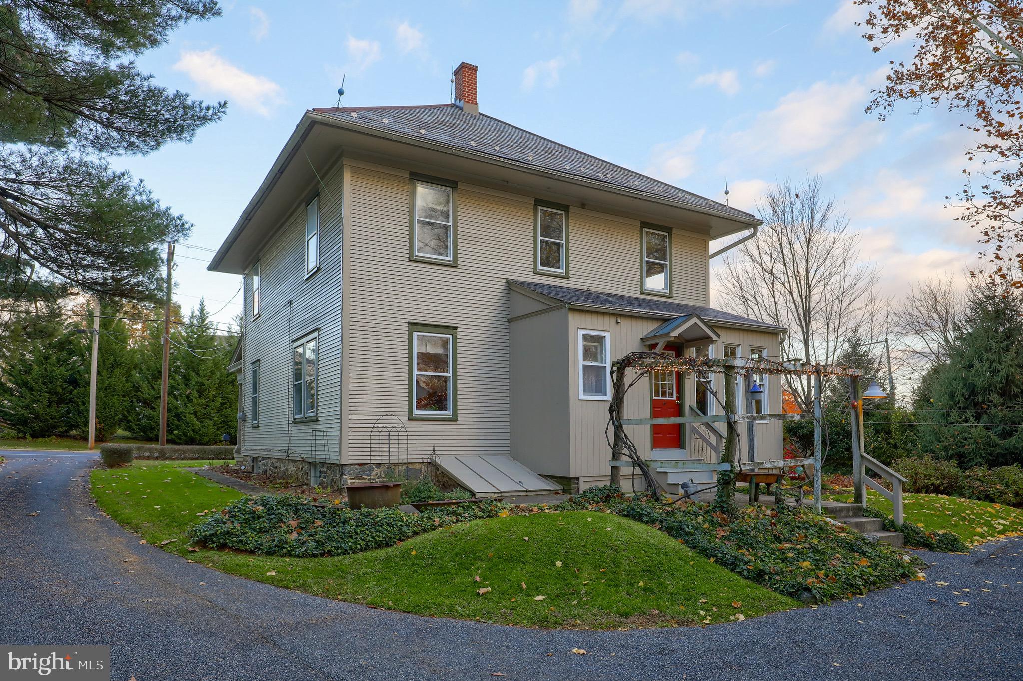 76 Greenfield Road Lancaster, PA 17602 - Photo 5 of 56 Gallery Image 5