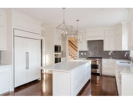 8 Wynnewood Road Wellesley, MA 02481 - Photo 7 of 17