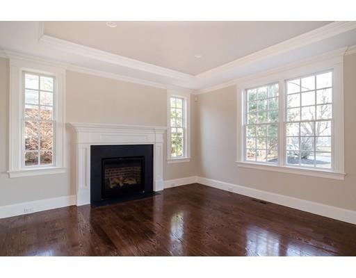 8 Wynnewood Road Wellesley, MA 02481 - Photo 8 of 17