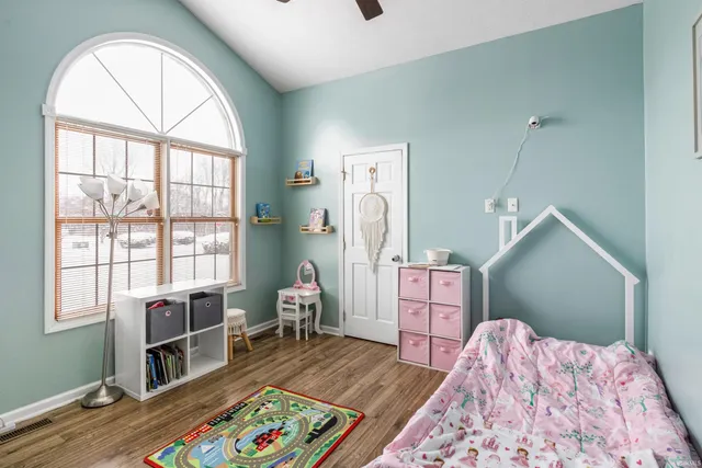 $309,900 | 3300 Indianhill Drive, Muncie, IN 47302