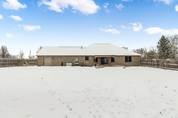 $295,000 | 3300 Indianhill Drive, Muncie, IN 47302