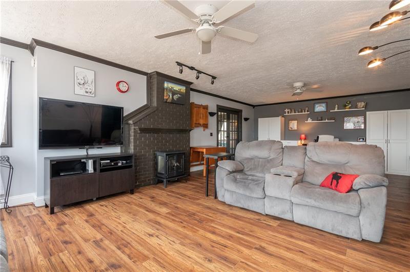 2903 Clayton Road Beaver Falls, PA 15010 - Photo 16 of 25 Gallery Image 16