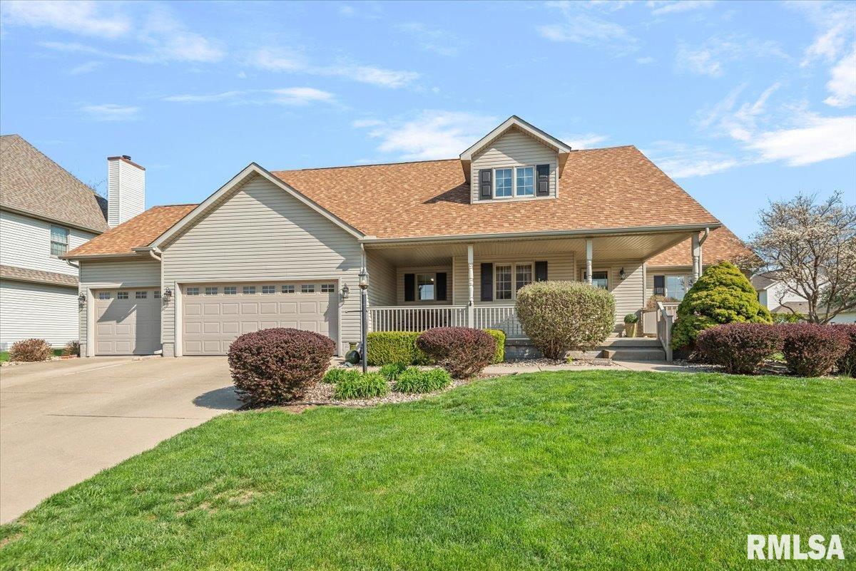 2705 Hastings Road Chatham, IL 62629 - Photo 1 of 66 Gallery Image 1