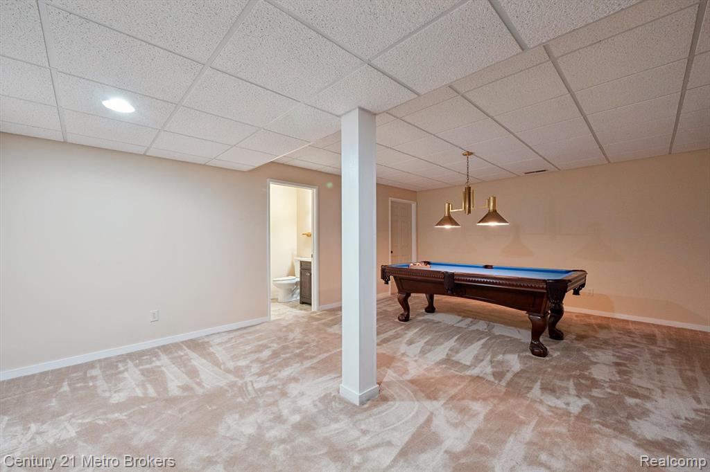 9095 South Saginaw Road, Unit 23 Grand Blanc, MI 48439 - Photo 38 of 54