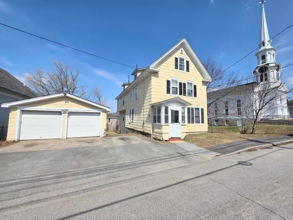 $525,000 | 19 Sanders Street, Concord, NH 03303