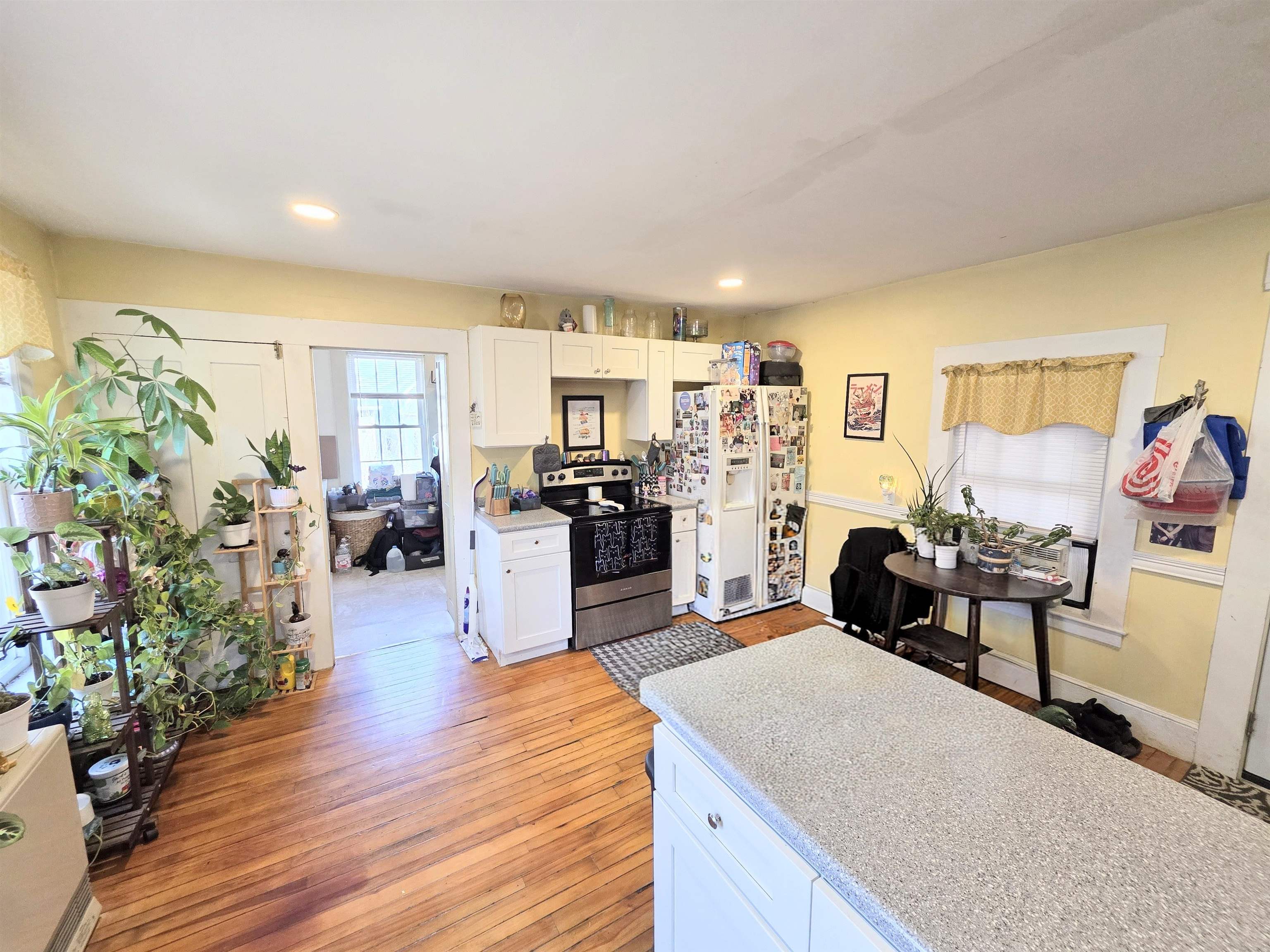 19 Sanders Street Concord, NH 03303 - Photo 8 of 27