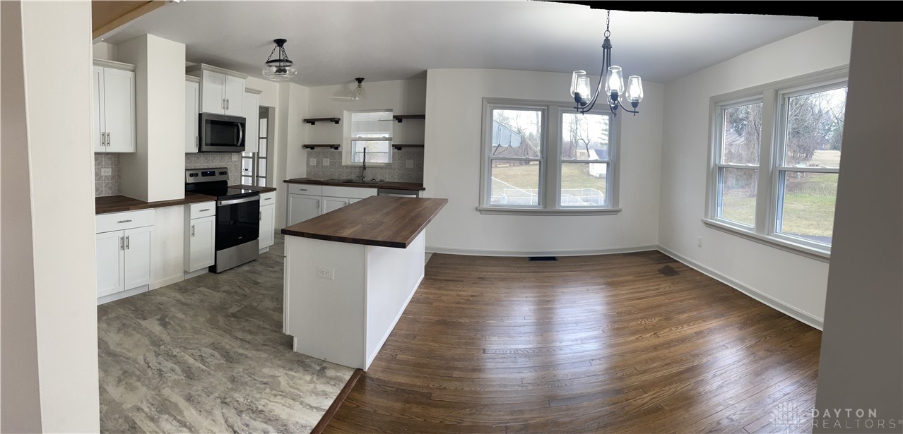 7698 Chambersburg Road Dayton, OH 45424 - Photo 5 of 26