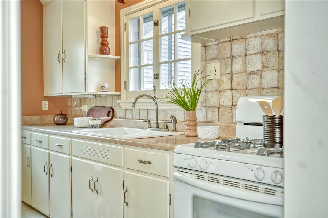 1967 Penfield Road Penfield, NY 14526 - Photo 18 of 38