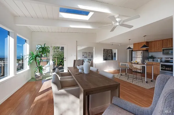 $1,050,000 | 10050 Bonita Avenue, Jenner, CA 95450