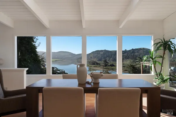$1,050,000 | 10050 Bonita Avenue, Jenner, CA 95450