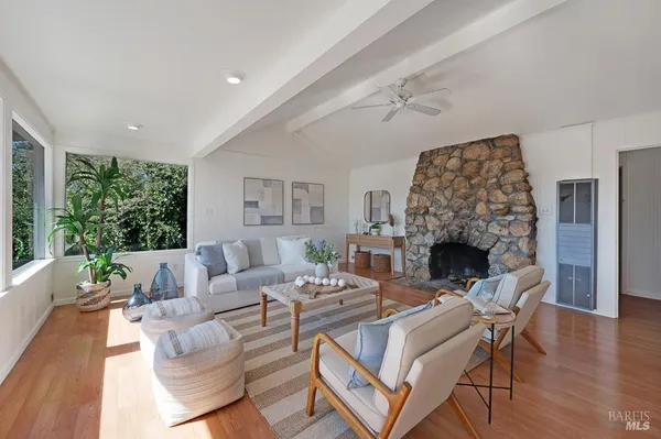 $1,050,000 | 10050 Bonita Avenue, Jenner, CA 95450