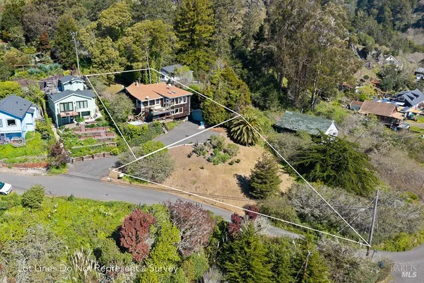 $1,050,000 | 10050 Bonita Avenue, Jenner, CA 95450