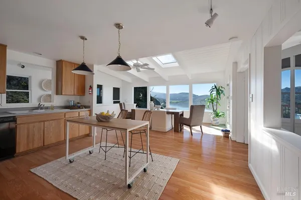 $1,050,000 | 10050 Bonita Avenue, Jenner, CA 95450