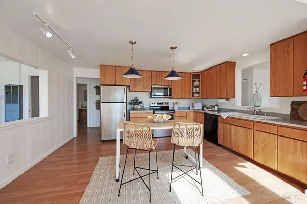 $1,050,000 | 10050 Bonita Avenue, Jenner, CA 95450