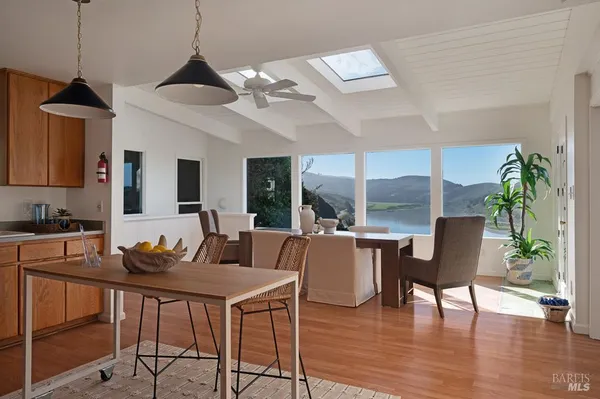 $1,050,000 | 10050 Bonita Avenue, Jenner, CA 95450