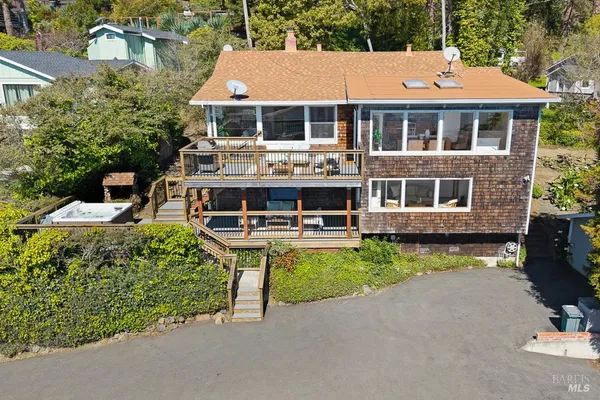 $1,050,000 | 10050 Bonita Avenue, Jenner, CA 95450