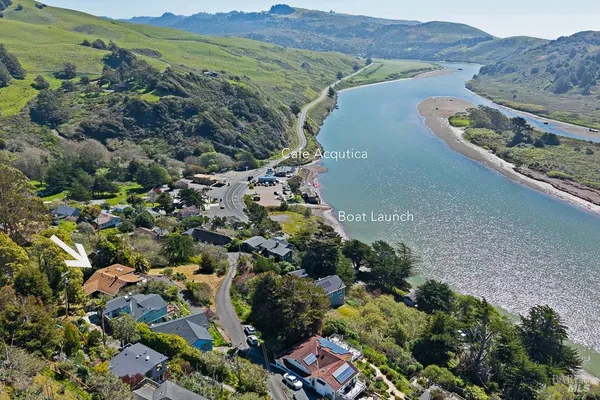 $1,050,000 | 10050 Bonita Avenue, Jenner, CA 95450