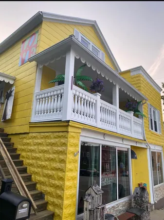 $449,400 | 517 Milwaukee Street, Kewaunee, WI 54216