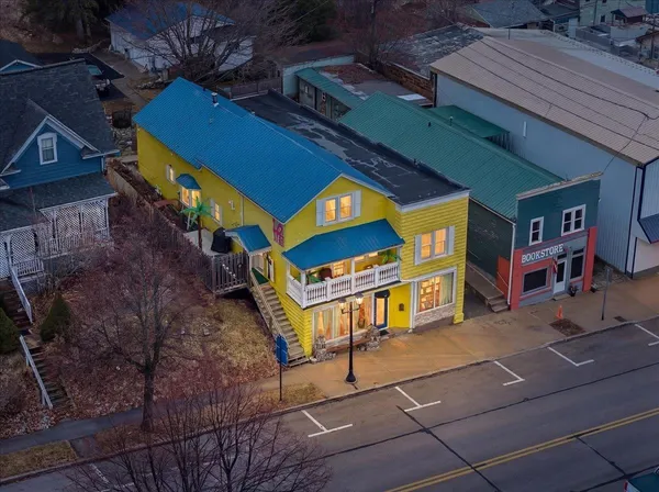 $449,400 | 517 Milwaukee Street, Kewaunee, WI 54216