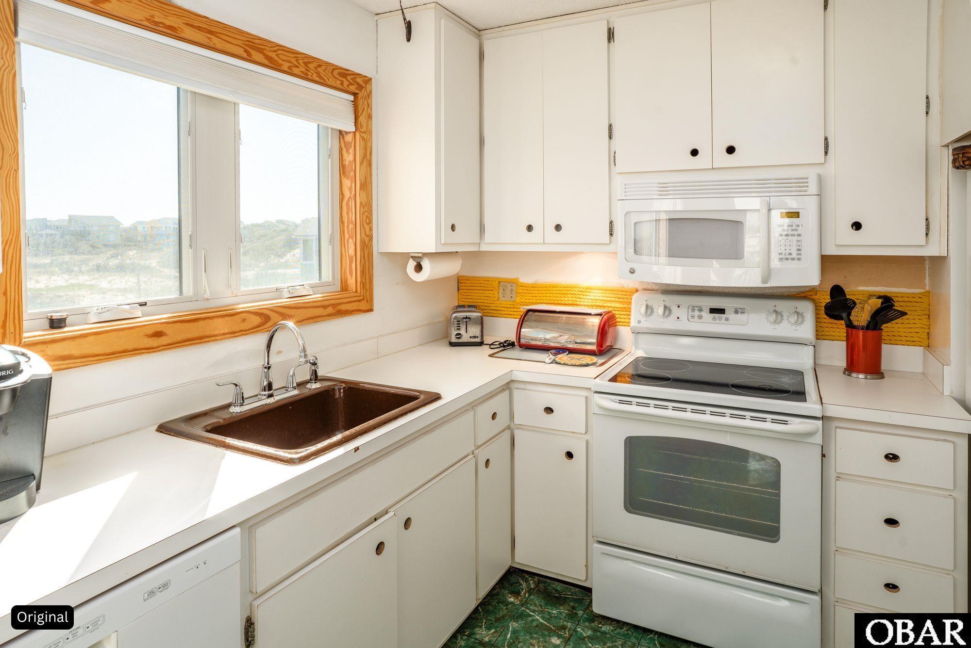 601 Schooner Ridge Road Corolla, NC 27927 - Photo 2 of 34